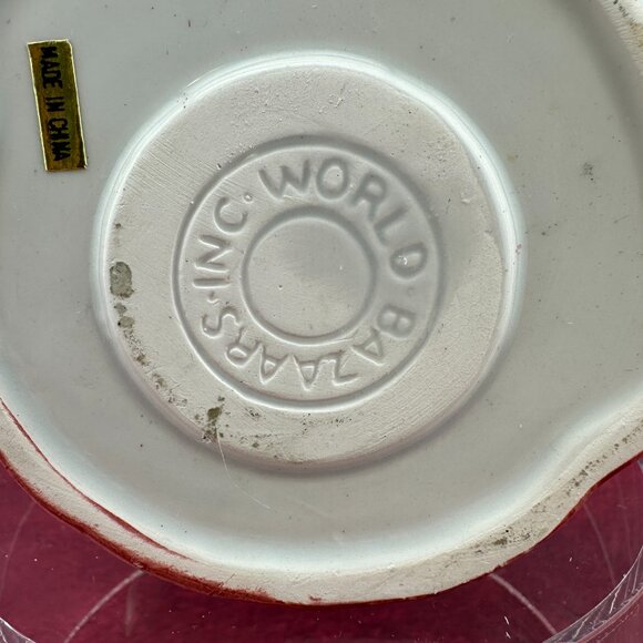 SANTA POTPOURRI, HAND PAINED CERAMIC FIGURINE w/ BOX, 5" TALL SLIGHTLY USED - Picture 8 of 11